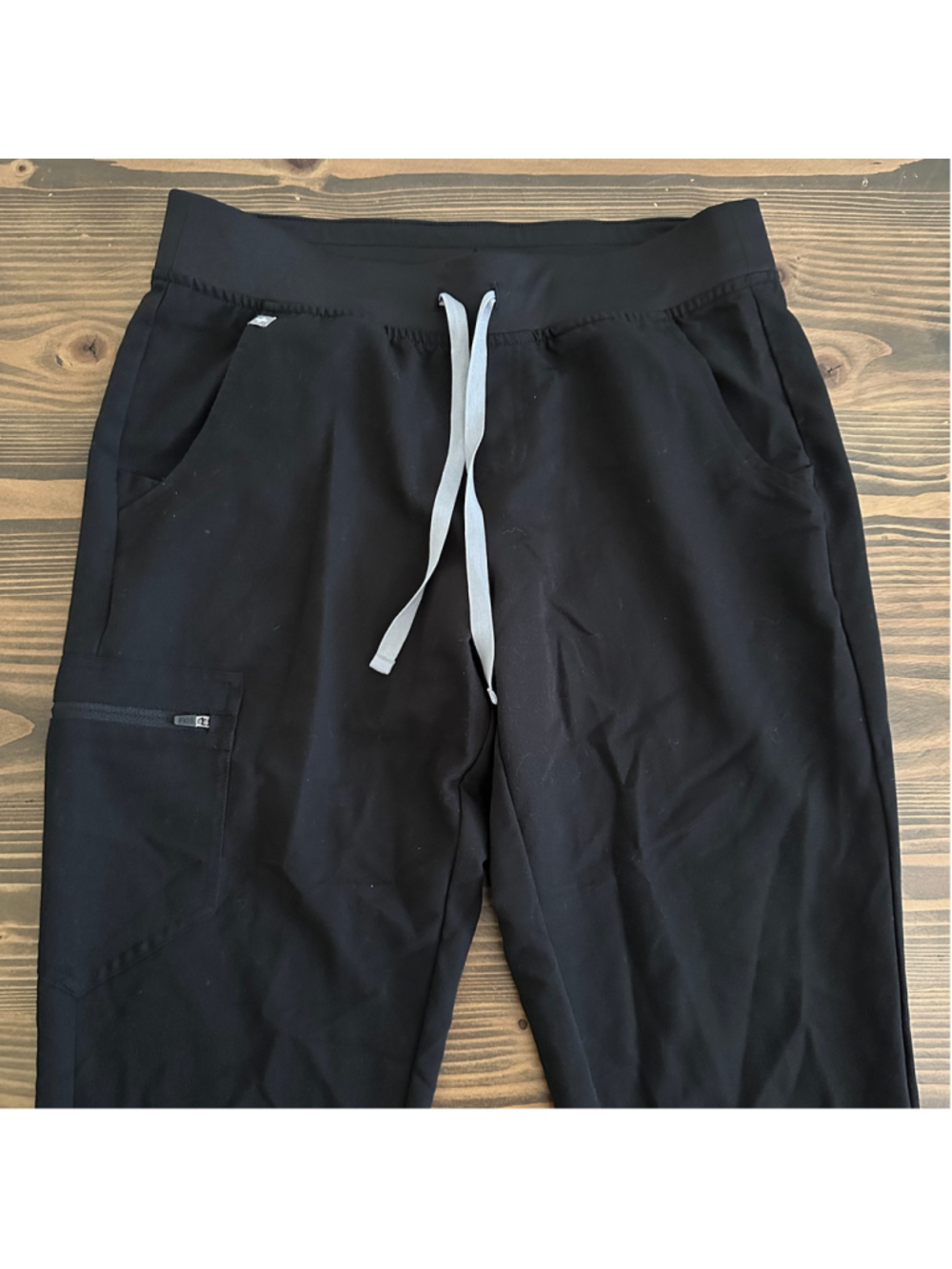 FIGS Zamora Jogger Scrub Pants Women's M Black Cargo Pocket Medical